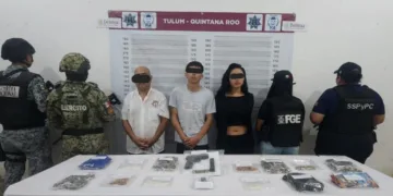 Detienen a tres personas con arma y presunta marihuana durante operativo Blindaje Tulum