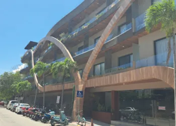 Comprador denuncia fraude inmobiliario en Tulum tras pagar departamento de 97 mil dólares