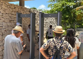 Refuerzan seguridad en zona arqueológica de Tulum; instalan detectores tras antecedente en Teotihuacán