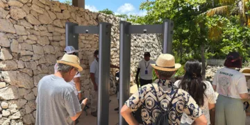 Refuerzan seguridad en zona arqueológica de Tulum; instalan detectores tras antecedente en Teotihuacán