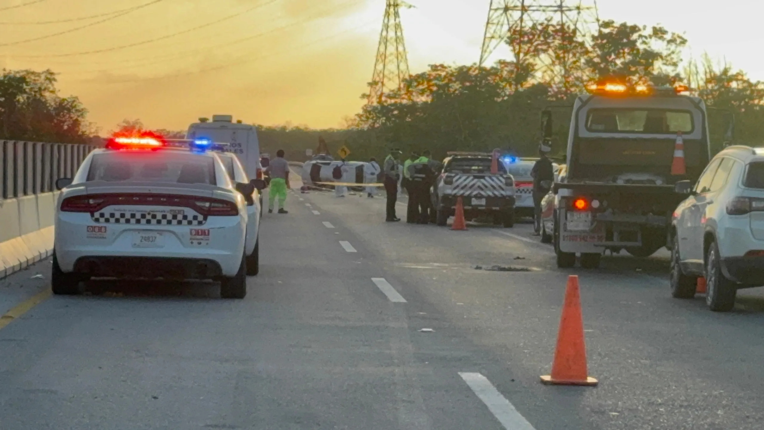 Volcadura fatal en la autopista Cancún–Mérida