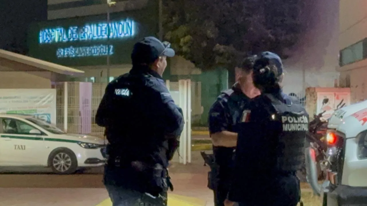Hombre herido por arma de fuego llega por sus propios medios al Hospital General en Cancún
