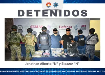 Aseguran drogas, equipo táctico y modificador de arma en operativo en Cancún