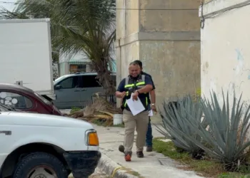 Alertan por riesgo en viviendas de la SM 77 en Cancún 