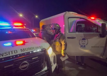 Fue por unas latas de bebidas etílicas y ya no volvió: Motociclista pierde la vida tras accidente con tráiler en la avenida José López Portillo