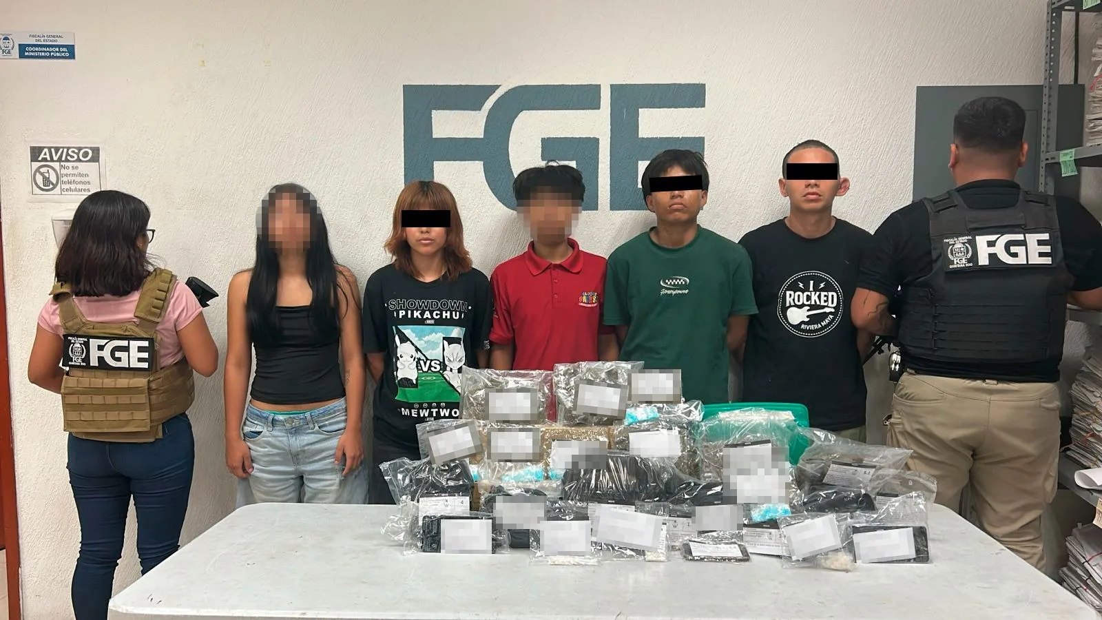 Cateo simultáneo desata operativo y deja cinco detenidos por presunto narcomenudeo en Playa del Carmen y Puerto Morelos