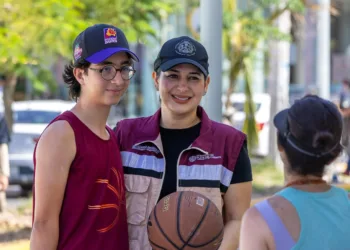 Estefanía Mercado entrega primera etapa de la modernización de la Avenida 10 en Playa del Carmen