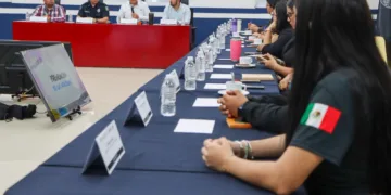 Gobierno de Playa del Carmen y la FGE trabajan en la construcción de entornos seguros para las y los estudiantes