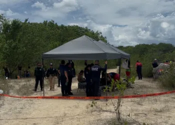 Continúa operativo de búsqueda de menor desaparecido en laguna El Pedregal; suman casi 24 horas de labores