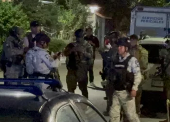 Presuntos detenidos y motos aseguradas tras cateo en Tierra Maya