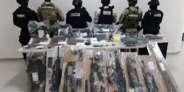 Sin Detenidos arsenal de guerra y drogas al descubierto tras cateo en Felipe Carrillo Puerto