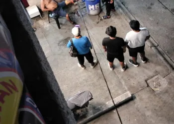 Hombre herido tras presunto asalto violento en calles de Cancún