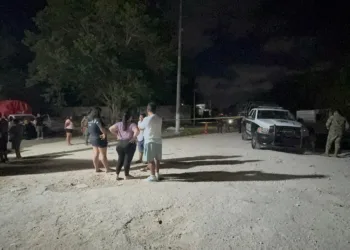 Hombre muere tras incidente a las afueras del salón de los Tianguistas Verdes en Cancún
