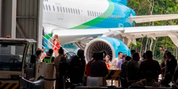 Inusual jornada en Aeropuerto de Tulum: Reciben a 308 repatriados