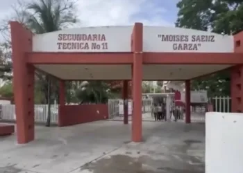 Cristina Torres insiste en fortalecer Operación Mochila tras incidente en secundaria de Cancún