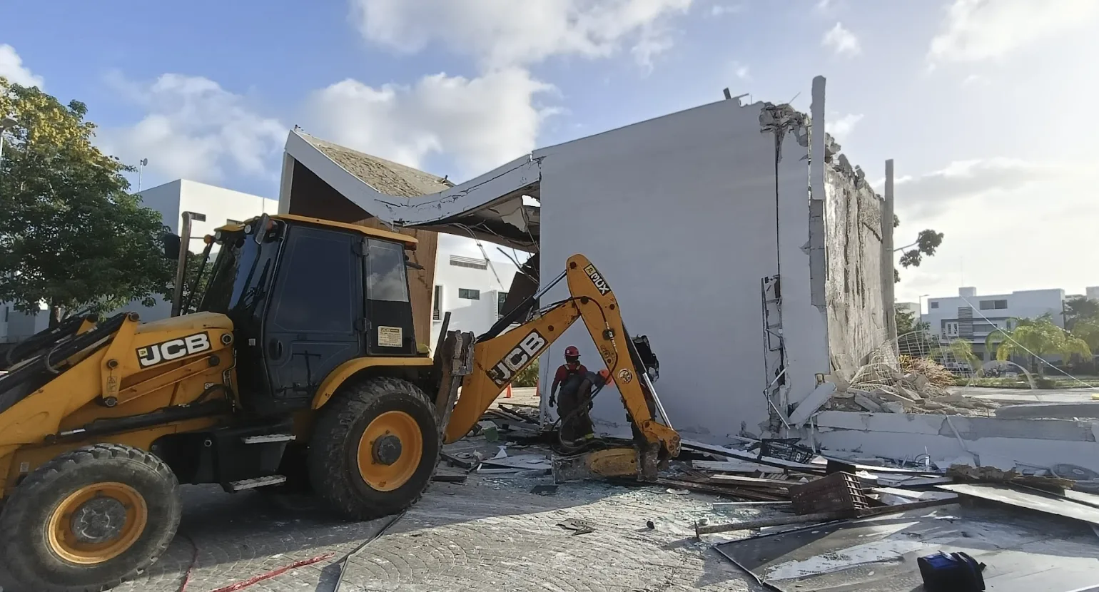 Sigue prófugo presunto encargado de la obra: investigan responsabilidades