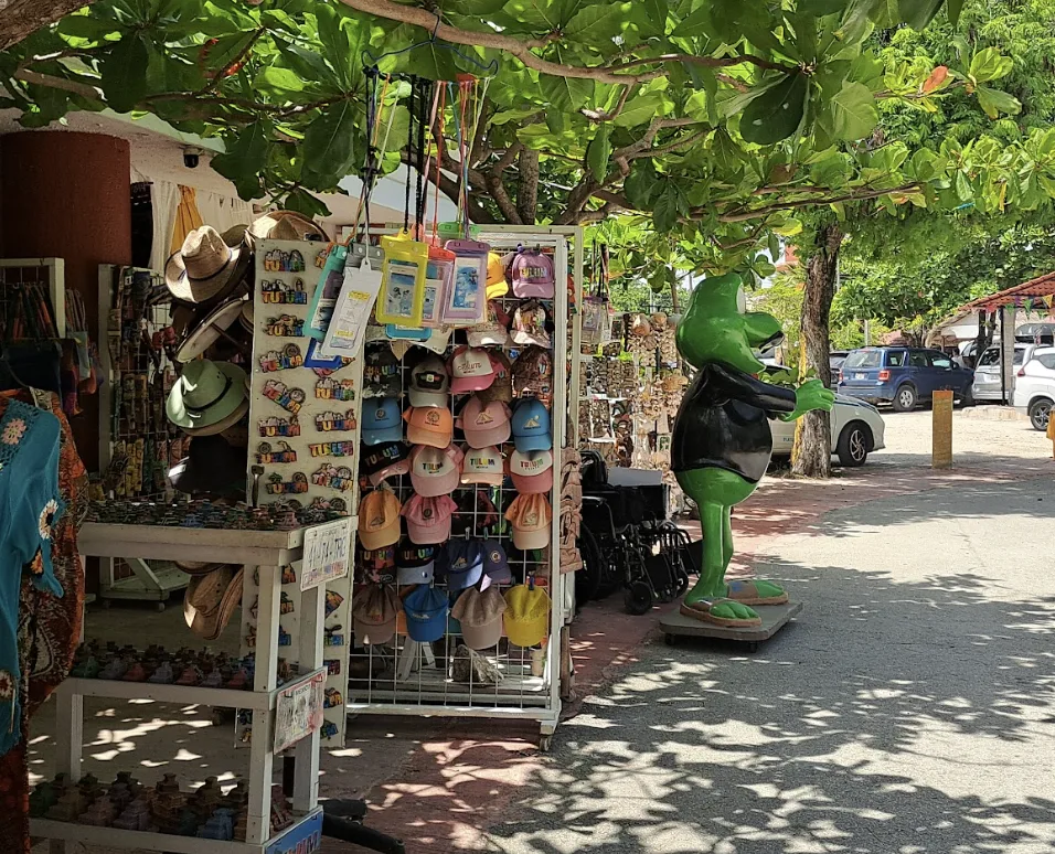 Cierre de locales se agrava por caída del turismo en zona arqueológica de Tulum