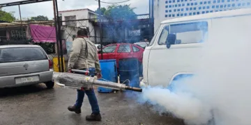 Refuerzan combate al dengue en Cancún con operativo de nebulización en más de 40 colonias
