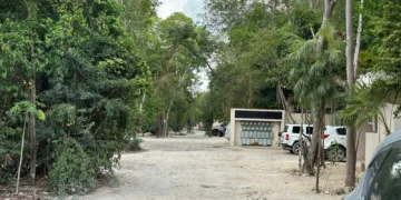 Compradores denuncian retrasos de más de tres años en entrega de departamentos de desarrollo inmobiliario en Tulum