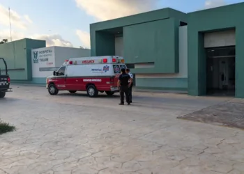 Dos personas heridas por disparos en la zona hotelera; una permanece en estado delicado