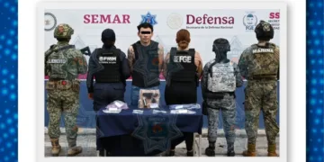 Motocicleta con placa vinculada a robo deriva en la detención de dos extranjeros en Cancún