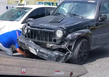 Maya Caribe impacta a particular frente a la Fiscalía General de Quintana Roo en Cancún