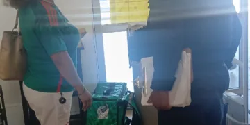 Enfermera del IMSS retenida en Soriana por presunto intento de robo de productos