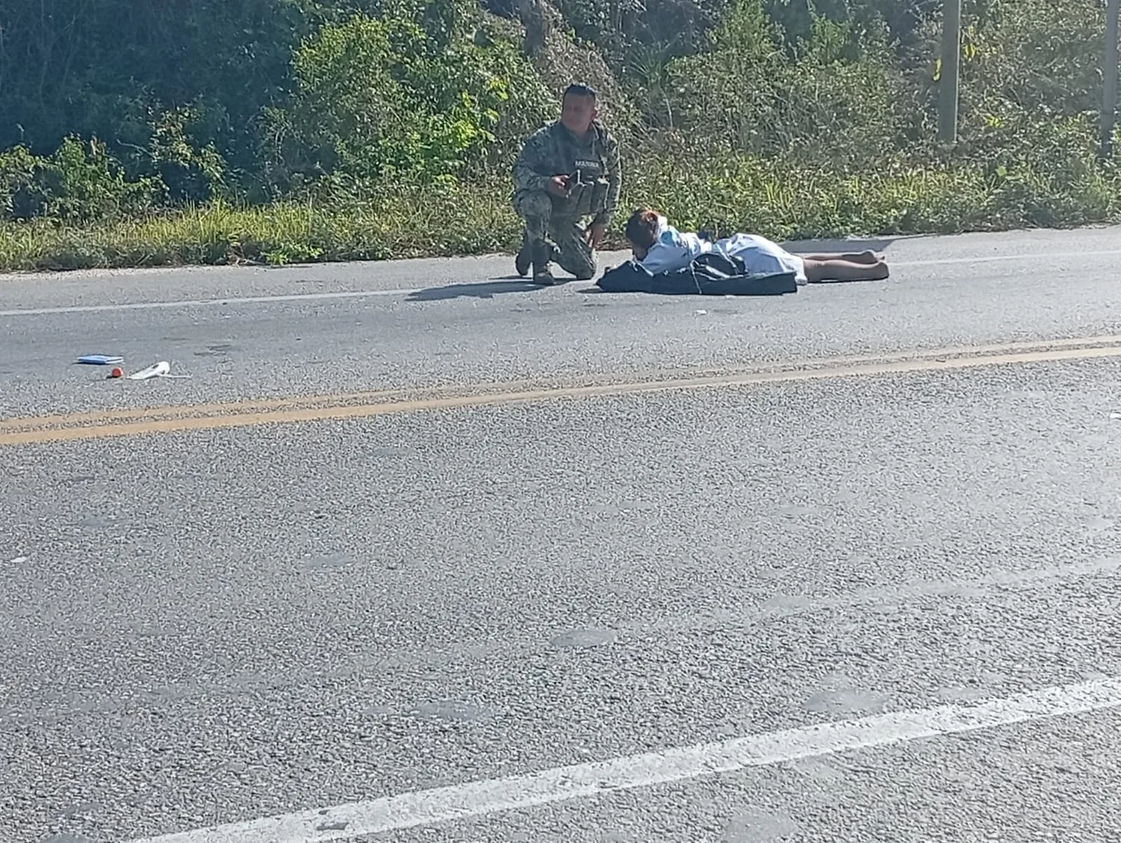 Motociclista permanece como desconocido tras accidente en la autopista de Cancún
