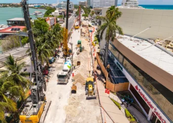 Aguakan avanza en la segunda etapa del Distribuidor Vial Kukulcán en la Zona Hotelera de Cancún
