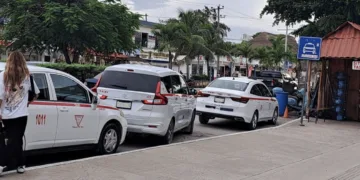Taxis de Tulum instalarán tarifarios para frenar cobros excesivos