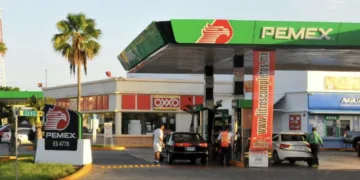 Cancún suma seis semanas con la gasolina regular más cara del país