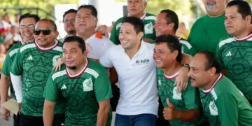 Renán Sánchez reconoce labor del magisterio en el arranque de los Juegos de los trabajadores de la educación