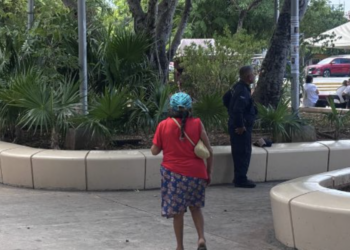Alertan por Fraudes y Abuso Patrimonial a Adultos Mayores en Cancún