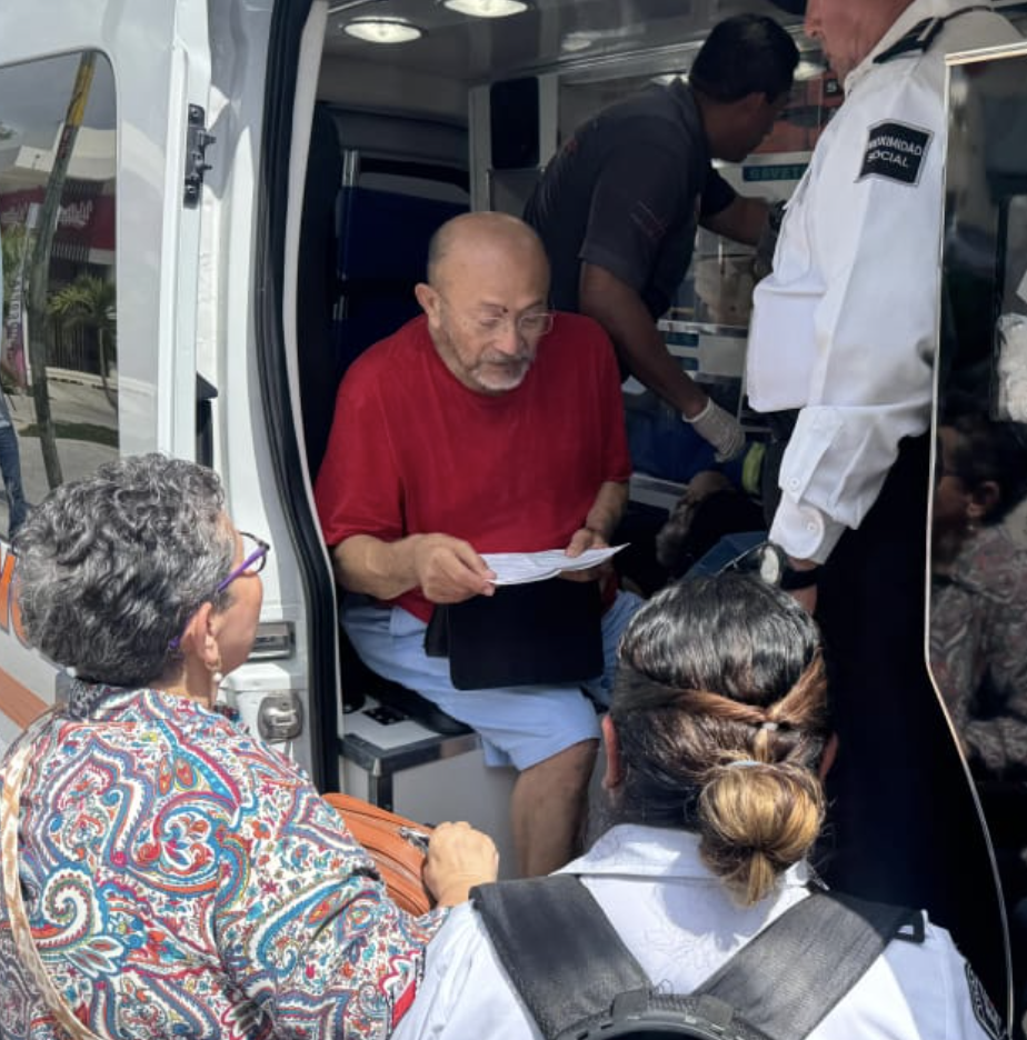 Caos Vial en la Nichupté: Carambola de 7 Vehículos y 9 Lesionados