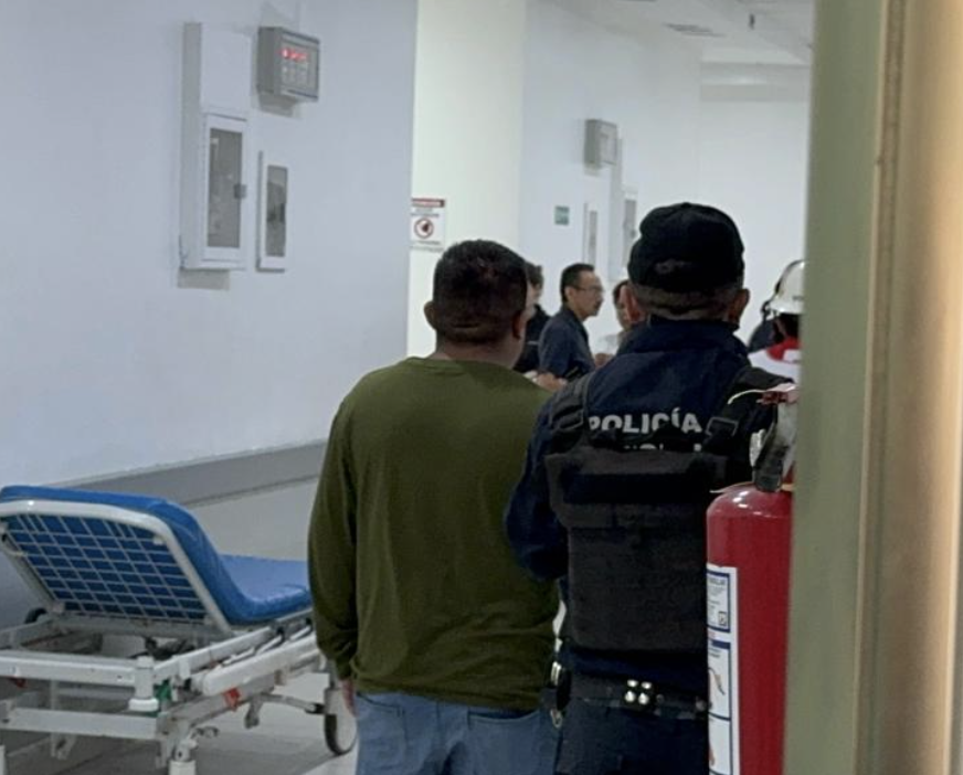 Policías de Cancún salvan a bebé que convulsionaba