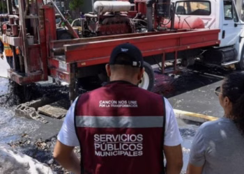 Cancún da mantenimiento a pozos de absorción en SM 23