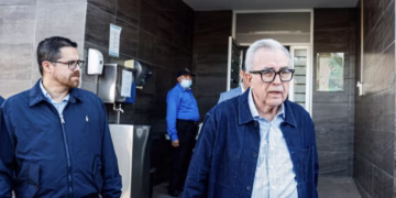 Rocha Moya regresa como gobernador de Sinaloa tras 112 días
