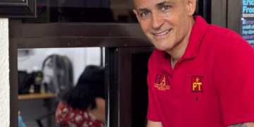 Impulsa el diputado Hugo Alday Nieto reforma a la Ley de Salud para fortalecer la protección materno-infantil en Quintana Roo