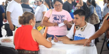 Gobierno de Estefanía Mercado fortalece la actividad laboral durante la 18.ª Feria Municipal del Empleo de Playa del Carmen