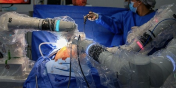 Hospital General de Cancún aplica primera cirugía robot
