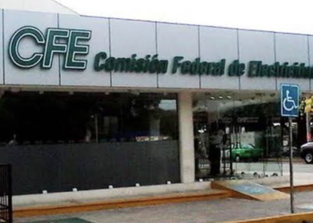 Vecinos de Cancún denuncian cobros de CFE de hasta 7 mil pesos