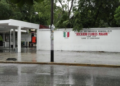 Lluvias suspenden clases en primarias y secundarias de Cancún