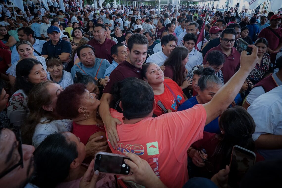 Respalda base de Morena a Gino Segura en asamblea de Playa del Carmen