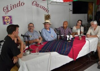"Desde el Café" cumple 28 años como el programa más longevo de Cancún