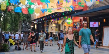 Anuncia Estefanía Mercado descuento del 50% en licencias de funcionamiento