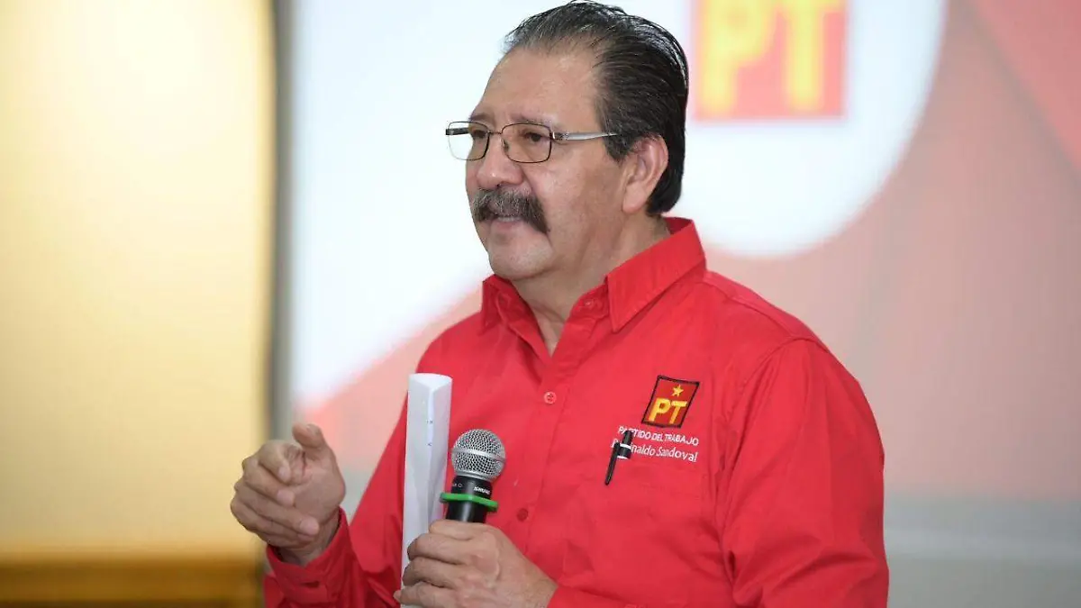 Reginaldo Sandoval, coordinador del Grupo Parlamentario del PT en la Cámara de Diputados