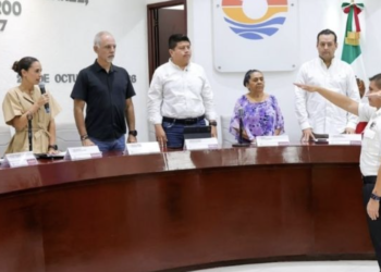 Ana Paty toma protesta a mandos de Tránsito y Policía Turística