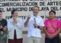 Entrega de carretas artesanales Hecho en Quintana Roo en el Parque Fundadores de Playa del Carmen