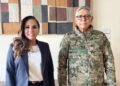 La gobernadora Mara Lezama junto al almirante secretario de Marina, Raymundo Pedro Morales Ángeles, en la Ciudad de México