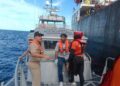 Desaloja la Marina a tripulante de barco petrolero frente a Isla Mujeres